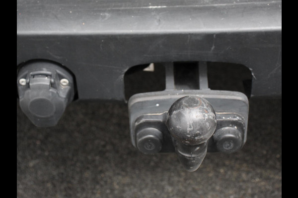 Ford Transit Custom 300 2.0 TDCI L2H1 Trend Nieuw Model Automaat 100 kw Navigatie Parkeersensoren Camera