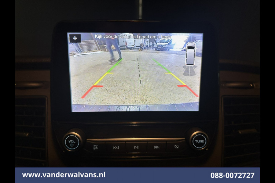 Ford Transit Custom 2.0 TDCI L2H1 Euro6 Airco | Camera | Navigatie | LED | Cruisecontrol | Stoelverwarming Apple Carplay, Android Auto, Verwarmde voorruit,  2800kg trekvermogen, parkeersensoren, Bijrijdersbank
