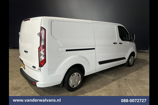 Ford Transit Custom 2.0 TDCI L2H1 Euro6 Airco | Camera | Navigatie | LED | Cruisecontrol | Stoelverwarming Apple Carplay, Android Auto, Verwarmde voorruit,  2800kg trekvermogen, parkeersensoren, Bijrijdersbank