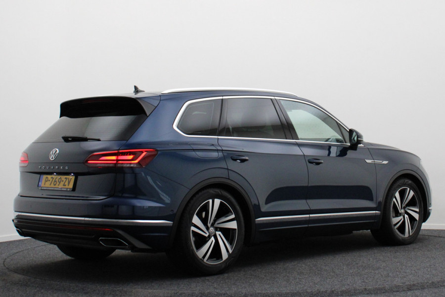Volkswagen Touareg 3.0 TDI R-Line Automaat Luchtvering, Softclose, Leer, Head-Up, Memory, Stoelventilatie, 20" Volkswagen Touareg 3.0 TDI R-Line Automaat Luchtvering, Softclose, Leer, Head-Up, Memory, Stoelventilatie, 20"
