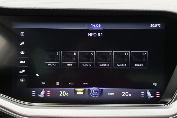 Volkswagen Touareg 3.0 TDI R-Line Automaat Luchtvering, Softclose, Leer, Head-Up, Memory, Stoelventilatie, 20" Volkswagen Touareg 3.0 TDI R-Line Automaat Luchtvering, Softclose, Leer, Head-Up, Memory, Stoelventilatie, 20"