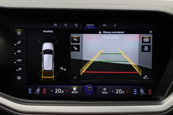 Volkswagen Touareg 3.0 TDI R-Line Automaat Luchtvering, Softclose, Leer, Head-Up, Memory, Stoelventilatie, 20" Volkswagen Touareg 3.0 TDI R-Line Automaat Luchtvering, Softclose, Leer, Head-Up, Memory, Stoelventilatie, 20"