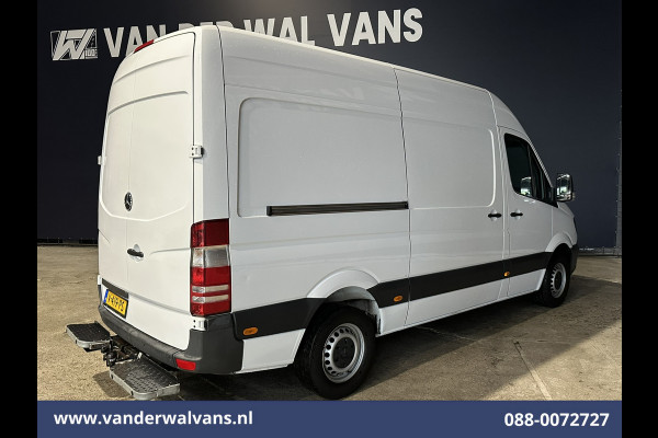 Mercedes-Benz Sprinter 316 CDI 164pk L2H2 Euro6 Airco | 2800kg Trekhaak | Cruisecontrol Parkeersensoren, Chauffeursstoel Mercedes-Benz Sprinter 316 CDI 164pk L2H2 Euro6 Airco | 2800kg Trekhaak | Cruisecontrol Parkeersensoren, Chauffeursstoel