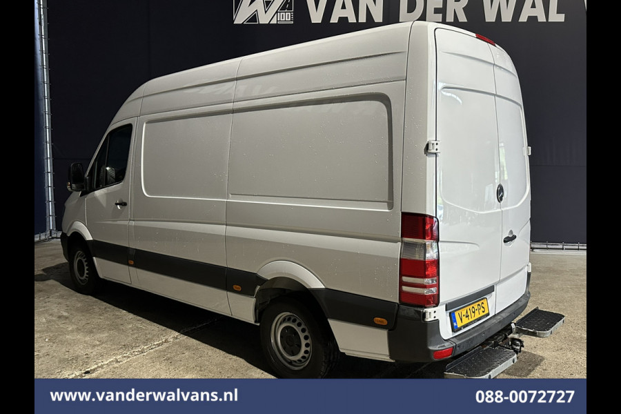 Mercedes-Benz Sprinter 316 CDI 164pk L2H2 Euro6 Airco | 2800kg Trekhaak | Cruisecontrol Parkeersensoren, Chauffeursstoel Mercedes-Benz Sprinter 316 CDI 164pk L2H2 Euro6 Airco | 2800kg Trekhaak | Cruisecontrol Parkeersensoren, Chauffeursstoel