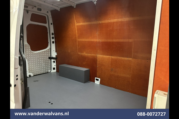 Mercedes-Benz Sprinter 316 CDI 164pk L2H2 Euro6 Airco | 2800kg Trekhaak | Cruisecontrol Parkeersensoren, Chauffeursstoel Mercedes-Benz Sprinter 316 CDI 164pk L2H2 Euro6 Airco | 2800kg Trekhaak | Cruisecontrol Parkeersensoren, Chauffeursstoel