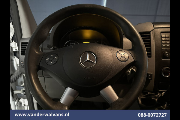 Mercedes-Benz Sprinter 316 CDI 164pk L2H2 Euro6 Airco | 2800kg Trekhaak | Cruisecontrol Parkeersensoren, Chauffeursstoel Mercedes-Benz Sprinter 316 CDI 164pk L2H2 Euro6 Airco | 2800kg Trekhaak | Cruisecontrol Parkeersensoren, Chauffeursstoel