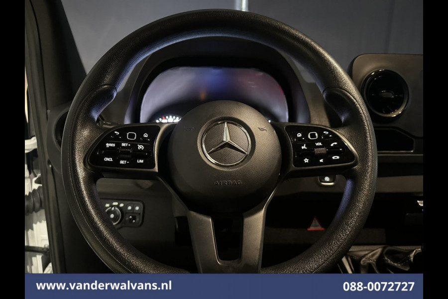 Mercedes-Benz Sprinter 315 CDI 150pk L3H2 Euro6 Airco | Navigatie | Front + Back Camera | Apple Carplay Android Auto, cruisecontrol, Chauffeursstoel, Parkeersensoren, Stoelverwarming, Bijrijdersbank
