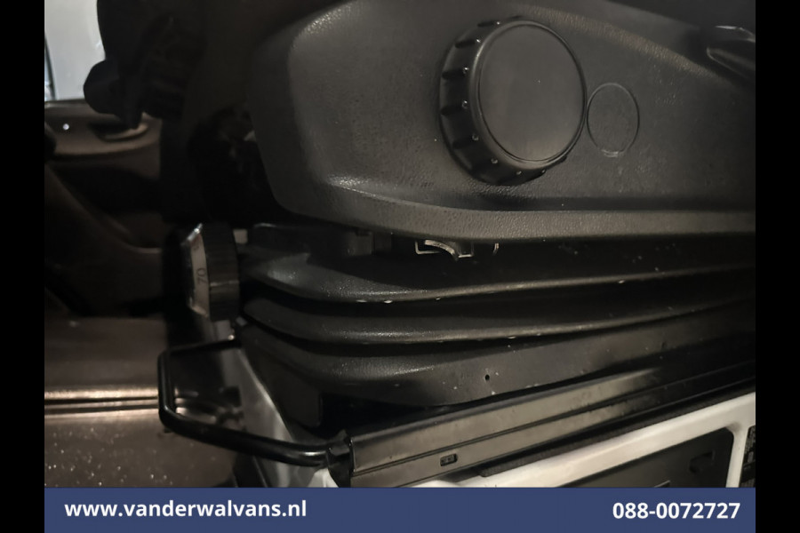 Mercedes-Benz Sprinter 315 CDI 150pk L3H2 Euro6 Airco | Navigatie | Front + Back Camera | Apple Carplay Android Auto, cruisecontrol, Chauffeursstoel, Parkeersensoren, Stoelverwarming, Bijrijdersbank