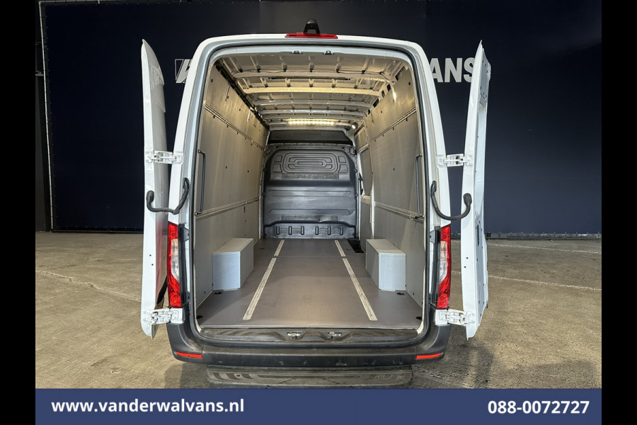 Mercedes-Benz Sprinter 315 CDI 150pk L3H2 Euro6 Airco | Navigatie | Front + Back Camera | Apple Carplay Android Auto, cruisecontrol, Chauffeursstoel, Parkeersensoren, Stoelverwarming, Bijrijdersbank