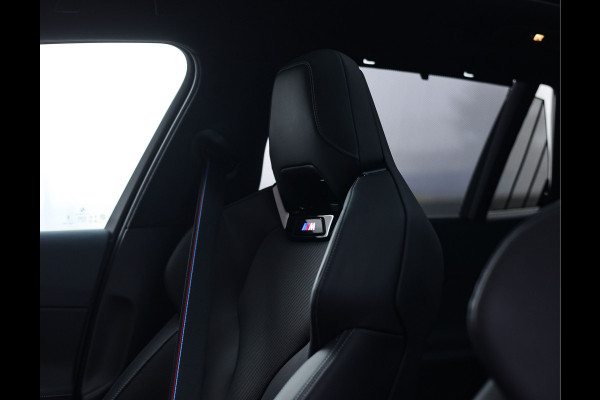 BMW 5 Serie Touring 550e xDrive | M Sport Pro - Pano - Trekhaak BMW 5 Serie Touring 550e xDrive | M Sport Pro - Pano - Trekhaak