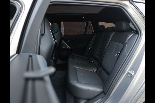 BMW 5 Serie Touring 550e xDrive | M Sport Pro - Pano - Trekhaak BMW 5 Serie Touring 550e xDrive | M Sport Pro - Pano - Trekhaak