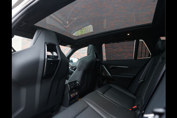 BMW 5 Serie Touring 550e xDrive | M Sport Pro - Pano - Trekhaak BMW 5 Serie Touring 550e xDrive | M Sport Pro - Pano - Trekhaak