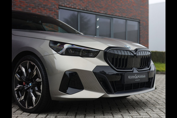 BMW 5 Serie Touring 550e xDrive | M Sport Pro - Pano - Trekhaak BMW 5 Serie Touring 550e xDrive | M Sport Pro - Pano - Trekhaak