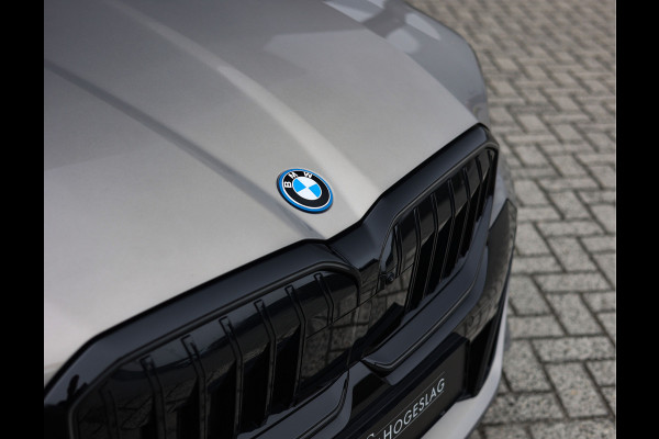 BMW 5 Serie Touring 550e xDrive | M Sport Pro - Pano - Trekhaak BMW 5 Serie Touring 550e xDrive | M Sport Pro - Pano - Trekhaak