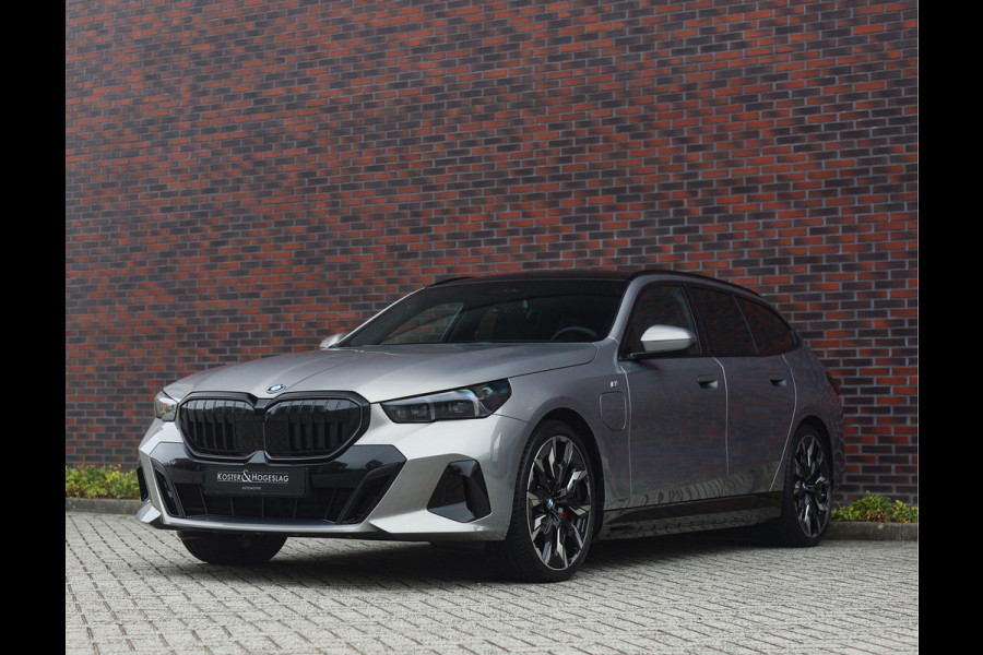 BMW 5 Serie Touring 550e xDrive | M Sport Pro - Pano - Trekhaak BMW 5 Serie Touring 550e xDrive | M Sport Pro - Pano - Trekhaak