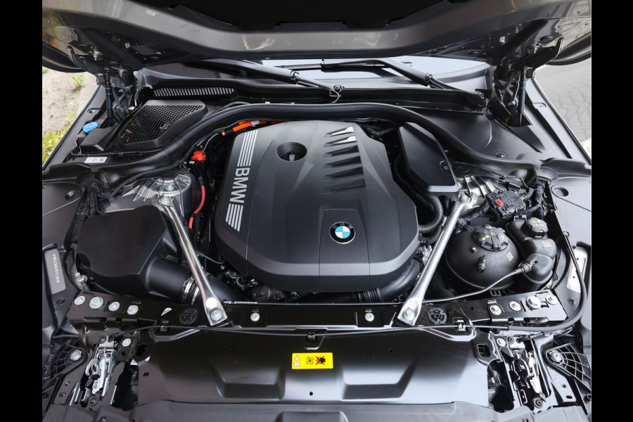 BMW 5 Serie Touring 550e xDrive | M Sport Pro - Pano - Trekhaak BMW 5 Serie Touring 550e xDrive | M Sport Pro - Pano - Trekhaak