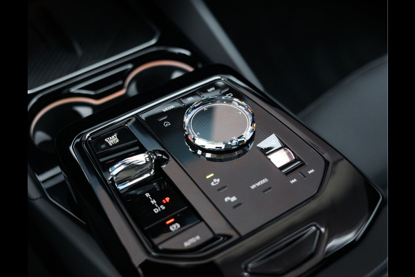 BMW 5 Serie Touring 550e xDrive | M Sport Pro - Pano - Trekhaak BMW 5 Serie Touring 550e xDrive | M Sport Pro - Pano - Trekhaak