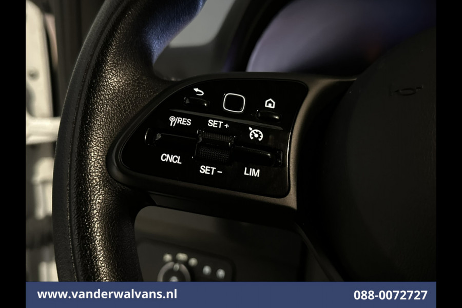 Mercedes-Benz Sprinter 315 CDI 150pk L3H2 Euro6 Airco | 360 Graden Camera | Navigatie | Apple Carplay Android Auto, Cruisecontrol, Parkeersensoren, Stoelverwarming, Chauffeursstoel, Bijrijdersbank Mercedes-Benz Sprinter 315 CDI 150pk L3H2 Euro6 Airco | 360 Graden Camera | Navigatie | Apple Carplay Android Auto, Cruisecontrol, Parkeersensoren, Stoelverwarming, Chauffeursstoel, Bijrijdersbank