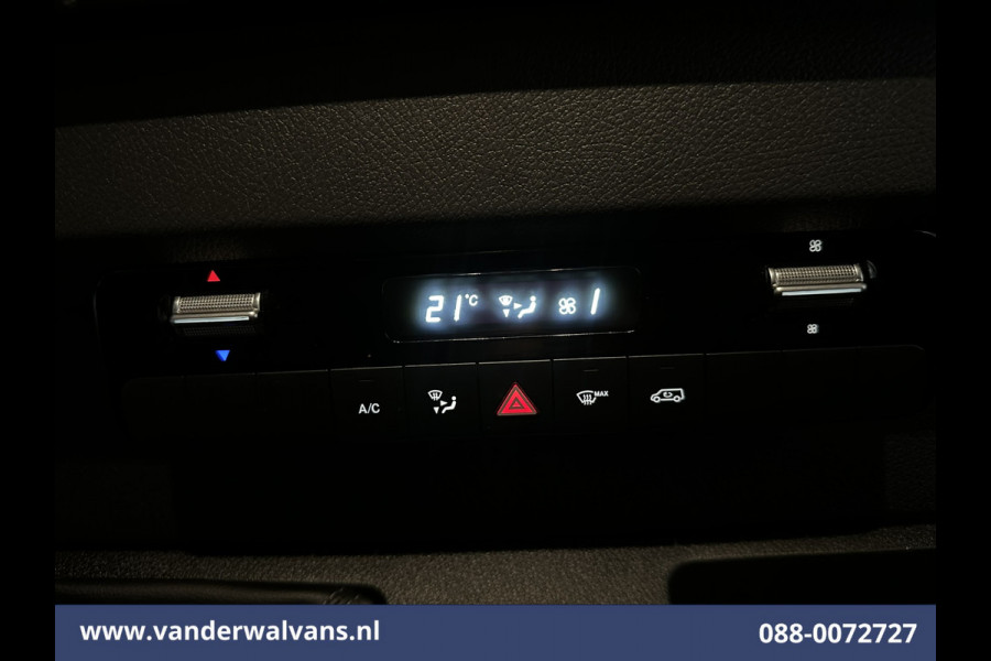 Mercedes-Benz Sprinter 315 CDI 150pk L3H2 Euro6 Airco | 360 Graden Camera | Navigatie | Apple Carplay Android Auto, Cruisecontrol, Parkeersensoren, Stoelverwarming, Chauffeursstoel, Bijrijdersbank Mercedes-Benz Sprinter 315 CDI 150pk L3H2 Euro6 Airco | 360 Graden Camera | Navigatie | Apple Carplay Android Auto, Cruisecontrol, Parkeersensoren, Stoelverwarming, Chauffeursstoel, Bijrijdersbank