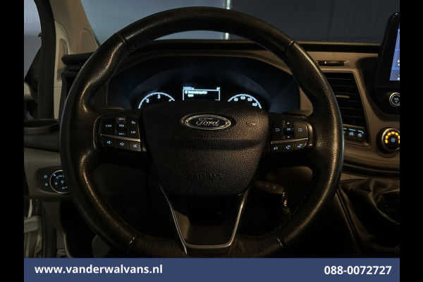 Ford Transit Custom 2.0 TDCI 130pk L1H1 Euro6 Airco | Camera | LED | Cruisecontrol | Apple Carplay | 2500kg Trekhaak Android Auto, Parkeersensoren, Stoelverwarming, Verwarmde voorruit, Bijrijdersbank Ford Transit Custom 2.0 TDCI 130pk L1H1 Euro6 Airco | Camera | LED | Cruisecontrol | Apple Carplay | 2500kg Trekhaak Android Auto, Parkeersensoren, Stoelverwarming, Verwarmde voorruit, Bijrijdersbank