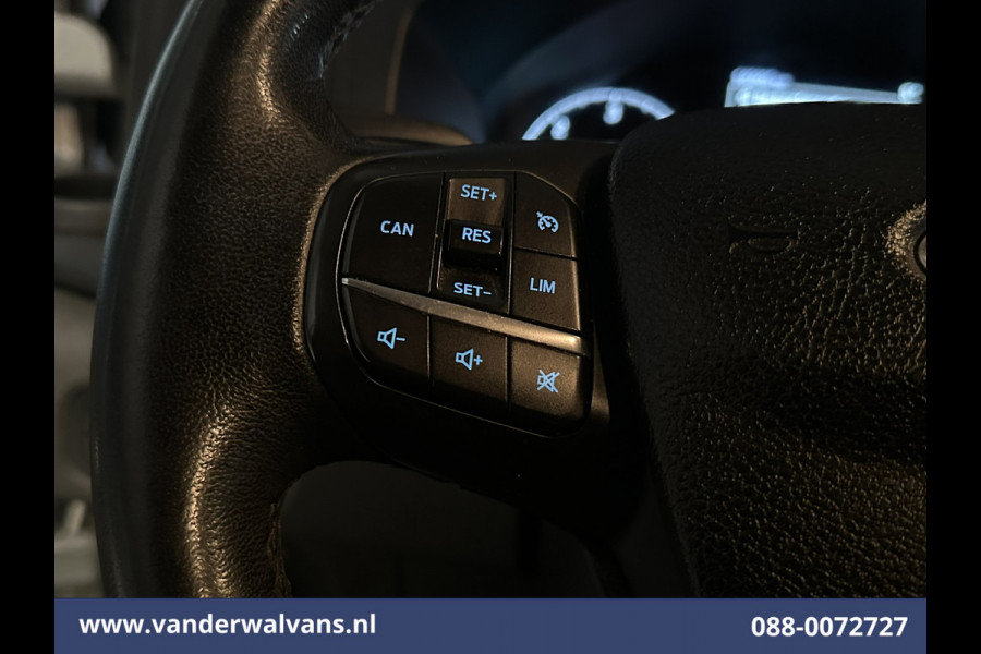 Ford Transit Custom 2.0 TDCI 130pk L1H1 Euro6 Airco | Camera | LED | Cruisecontrol | Apple Carplay | 2500kg Trekhaak Android Auto, Parkeersensoren, Stoelverwarming, Verwarmde voorruit, Bijrijdersbank Ford Transit Custom 2.0 TDCI 130pk L1H1 Euro6 Airco | Camera | LED | Cruisecontrol | Apple Carplay | 2500kg Trekhaak Android Auto, Parkeersensoren, Stoelverwarming, Verwarmde voorruit, Bijrijdersbank