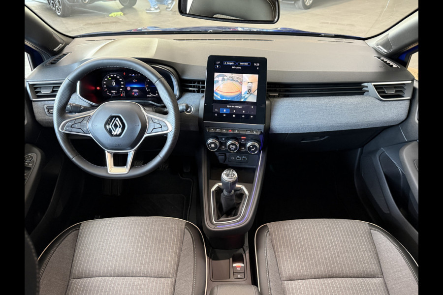 Renault Clio 1.0 TCe 90 PK techno | Groot Navi | Bose | 360 | Stoel & Stuur verwarming | Carplay | Nieuwstaat! Dealer onderhouden.