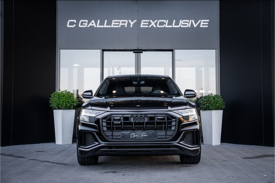Audi Q8 60 TFSI e quattro Competition S-Line l RS Seat l Panorama l Massage l Softclose Audi Q8 60 TFSI e quattro Competition S-Line l RS Seat l Panorama l Massage l Softclose