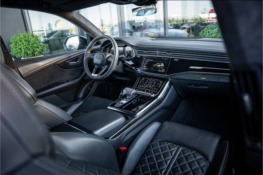 Audi Q8 60 TFSI e quattro Competition S-Line l RS Seat l Panorama l Massage l Softclose Audi Q8 60 TFSI e quattro Competition S-Line l RS Seat l Panorama l Massage l Softclose