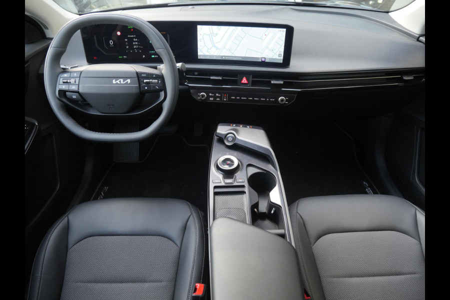 Kia Ev6 Black Edition 63 kWh | Navi | Clima | Carplay | 19'' LM l 428 km Actieradius Kia Ev6 Black Edition 63 kWh | Navi | Clima | Carplay | 19'' LM l 428 km Actieradius