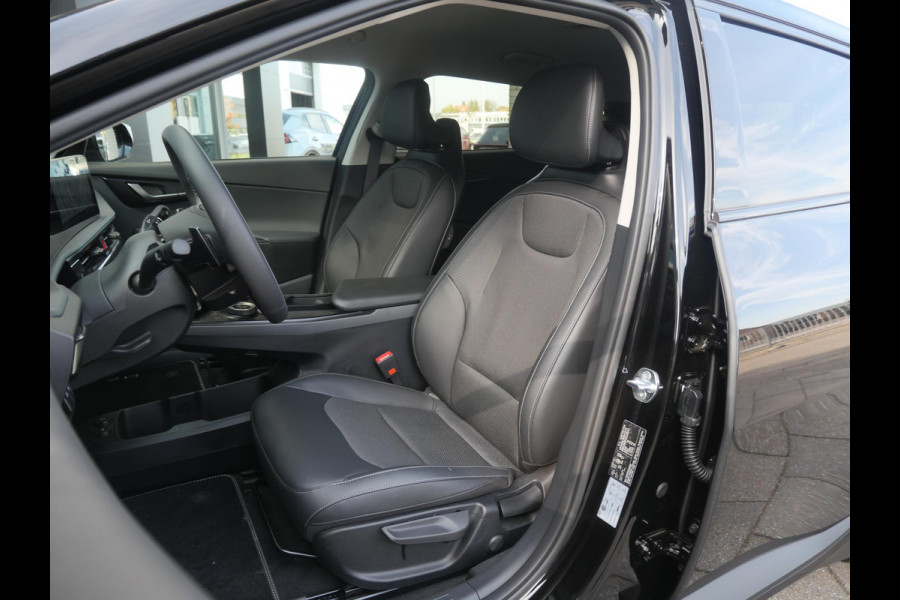 Kia Ev6 Black Edition 63 kWh | Navi | Clima | Carplay | 19'' LM l 428 km Actieradius Kia Ev6 Black Edition 63 kWh | Navi | Clima | Carplay | 19'' LM l 428 km Actieradius