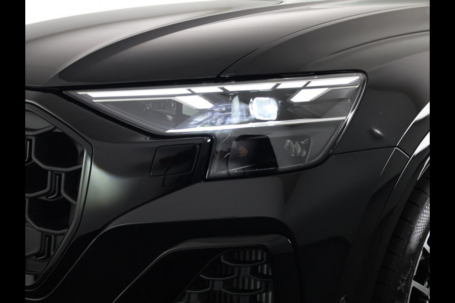 Audi Q8 55 TFSI e quattro Pro Line S 394pk | Servosluiting | Panoramadak | B&O | Ass.Plus.Remote | Sportstoel Plus | 23'' inch zilver | Trekhaak |