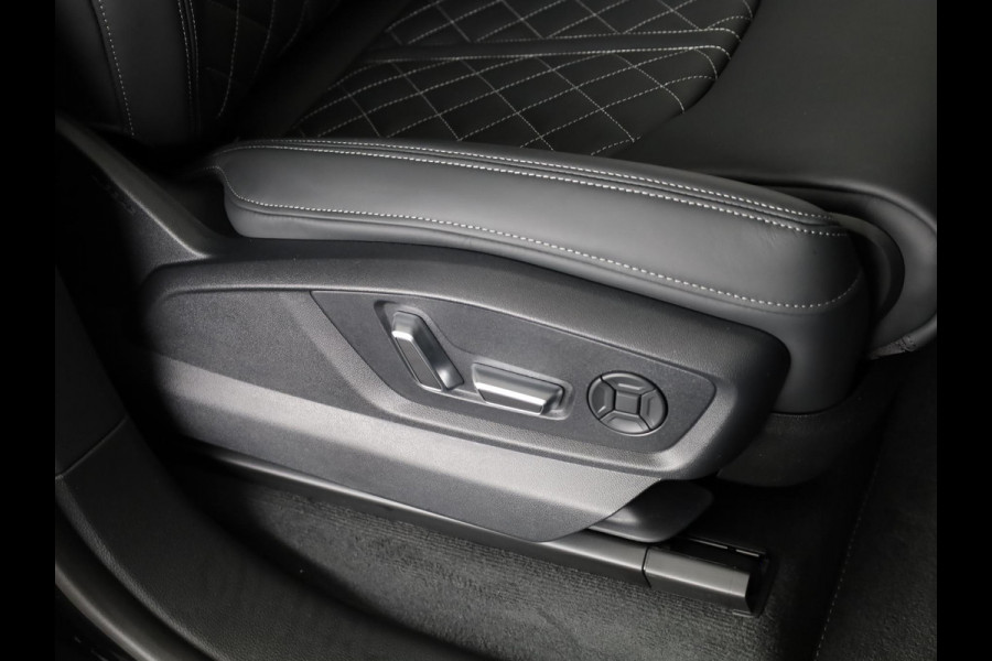 Audi Q8 55 TFSI e quattro Pro Line S 394pk | Servosluiting | Panoramadak | B&O | Ass.Plus.Remote | Sportstoel Plus | 23'' inch zilver | Trekhaak |