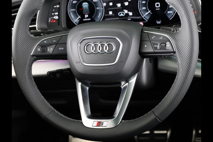 Audi Q8 55 TFSI e quattro Pro Line S 394pk | Servosluiting | Panoramadak | B&O | Ass.Plus.Remote | Sportstoel Plus | 23'' inch zilver | Trekhaak |