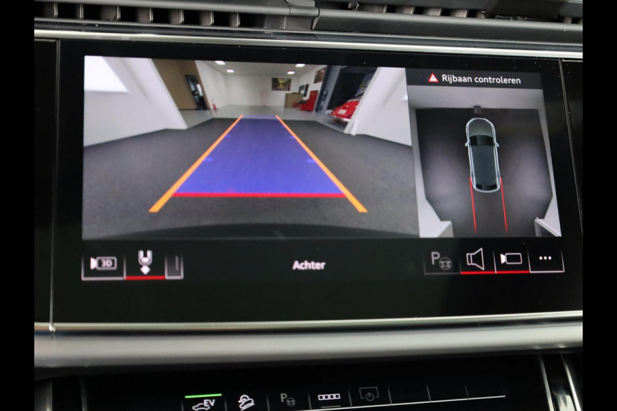 Audi Q8 55 TFSI e quattro Pro Line S 394pk | Servosluiting | Panoramadak | B&O | Ass.Plus.Remote | Sportstoel Plus | 23'' inch zilver | Trekhaak |