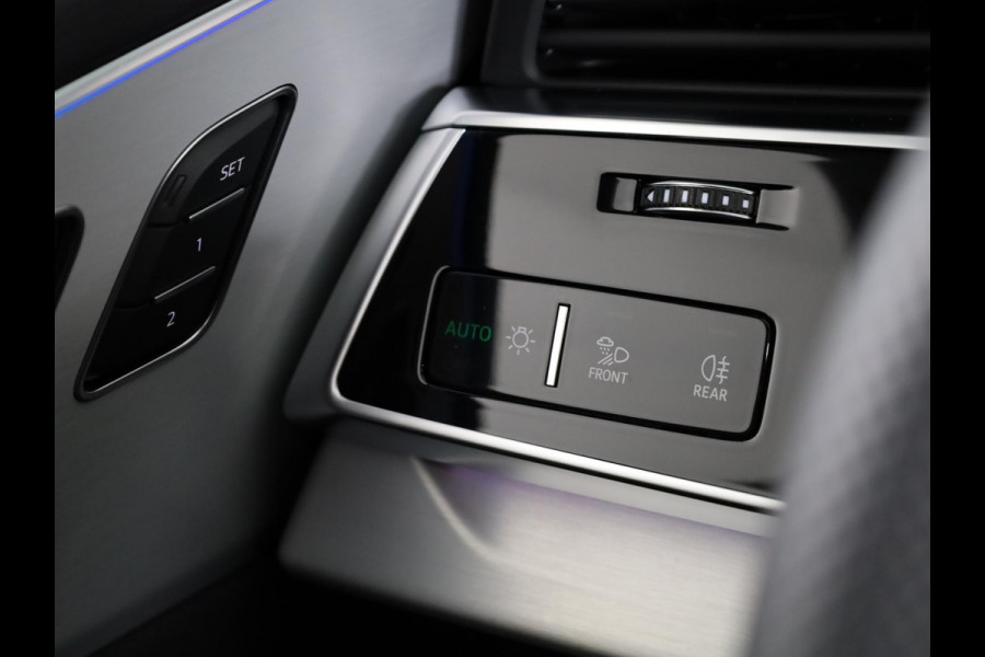 Audi Q8 55 TFSI e quattro Pro Line S 394pk | Servosluiting | Panoramadak | B&O | Ass.Plus.Remote | Sportstoel Plus | 23'' inch zilver | Trekhaak |