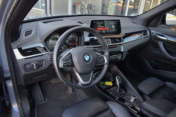 BMW X1 sDrive20i Business Edition Plus | Trekhaak | Pano | Leer | CarPlay | Stoelverw. BMW X1 sDrive20i Business Edition Plus | Trekhaak | Pano | Leer | CarPlay | Stoelverw.