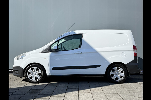 Ford Transit Courier BWJ 2017 | 1.5 TDCI 75PK Trend | AIRCO | TREKHAAK | NAVI | CRUISE | PDC |