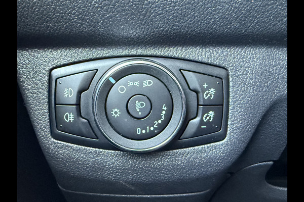 Ford Transit Courier BWJ 2017 | 1.5 TDCI 75PK Trend | AIRCO | TREKHAAK | NAVI | CRUISE | PDC |