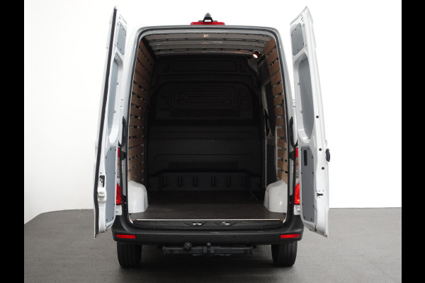 Mercedes-Benz Sprinter 315 Automaat L2H2 RWD Automaat Airco Cruise Control Side-bars Navigatiesysteem Trekhaak Mercedes-Benz Sprinter 315 Automaat L2H2 RWD Automaat Airco Cruise Control Side-bars Navigatiesysteem Trekhaak