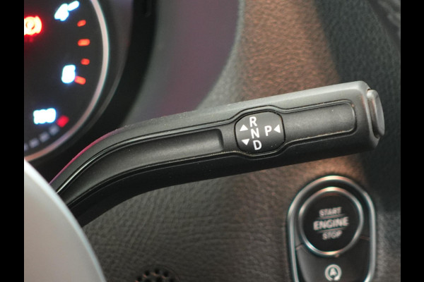 Mercedes-Benz Sprinter 315 Automaat L2H2 RWD Automaat Airco Cruise Control Side-bars Navigatiesysteem Trekhaak Mercedes-Benz Sprinter 315 Automaat L2H2 RWD Automaat Airco Cruise Control Side-bars Navigatiesysteem Trekhaak