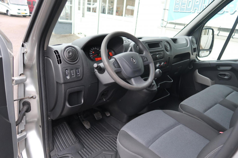 Renault Master 146PK L2H2 |1e Eign.|AIRCO|NAVI |TREKHAAK| NETTE STAAT! Renault Master 146PK|L2H2|Airco|Cruise|NAVI|Trekhaak|PDC|NETJES!