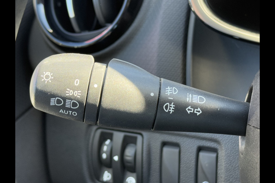 Renault Clio BWJ 2019 | 0.9 TCe 90PK Limited | NWE APK | CLIMA | NAVI | CRUISE | PDC | CARPLAY |