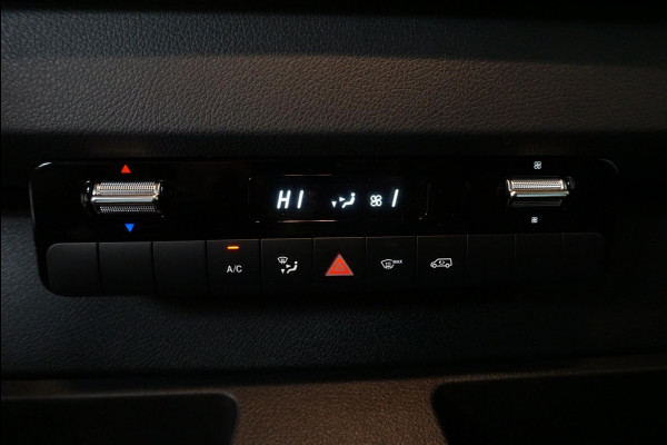 Mercedes-Benz Sprinter 211 1.9 CDI L2H2 FWD Automaat 9-G tronic Airco Navi Camera Cruisecontrol 3Zits Electra pakket DAB