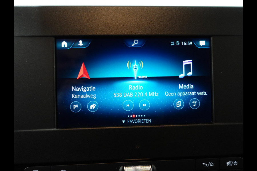 Mercedes-Benz Sprinter 211 1.9 CDI L2H2 FWD Automaat 9-G tronic Airco Navi Camera Cruisecontrol 3Zits Electra pakket DAB