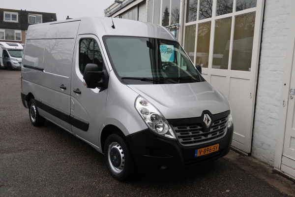 Renault Master 146PK L2H2 |1e Eign.|AIRCO|NAVI |TREKHAAK| NETTE STAAT! Renault Master 146PK|L2H2|Airco|Cruise|NAVI|Trekhaak|PDC|NETJES!