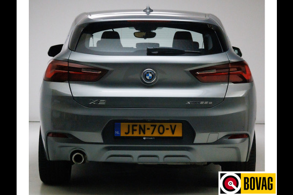 BMW X2 xDrive25e M-Sport | Head-up | Elec. klep | Stoelverwarming | Navigatie | Leer | Sfeerverlichting, App. connect