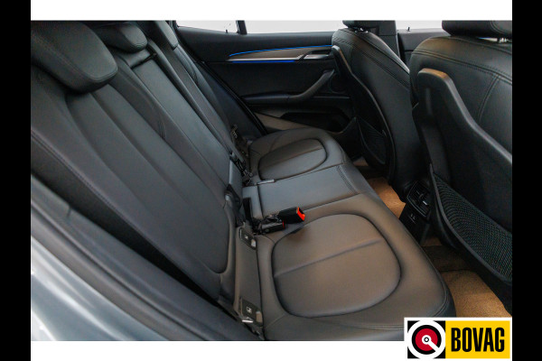BMW X2 xDrive25e M-Sport | Head-up | Elec. klep | Stoelverwarming | Navigatie | Leer | Sfeerverlichting, App. connect