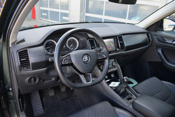 Škoda Kodiaq 1.5 TSI Business Edition | Trekhaak | CarPlay | Pano | Half Leer | Camera Škoda Kodiaq 1.5 TSI Business Edition | Trekhaak | CarPlay | Pano | Half Leer | Camera