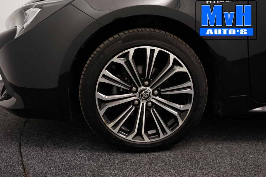 Toyota Corolla Touring Sports 1.8 Hybrid Business Plus|TREKHAAK