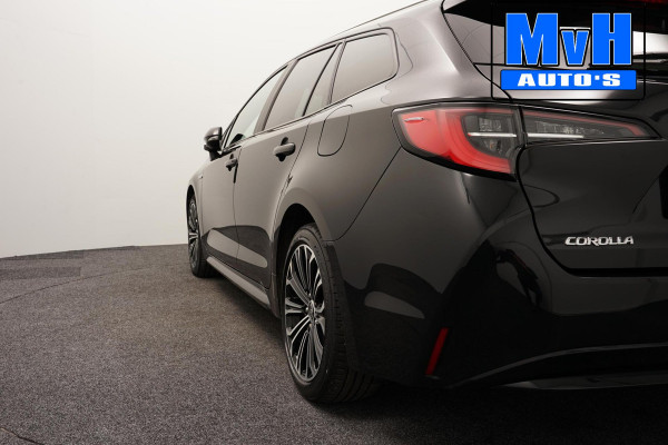 Toyota Corolla Touring Sports 1.8 Hybrid Business Plus|TREKHAAK